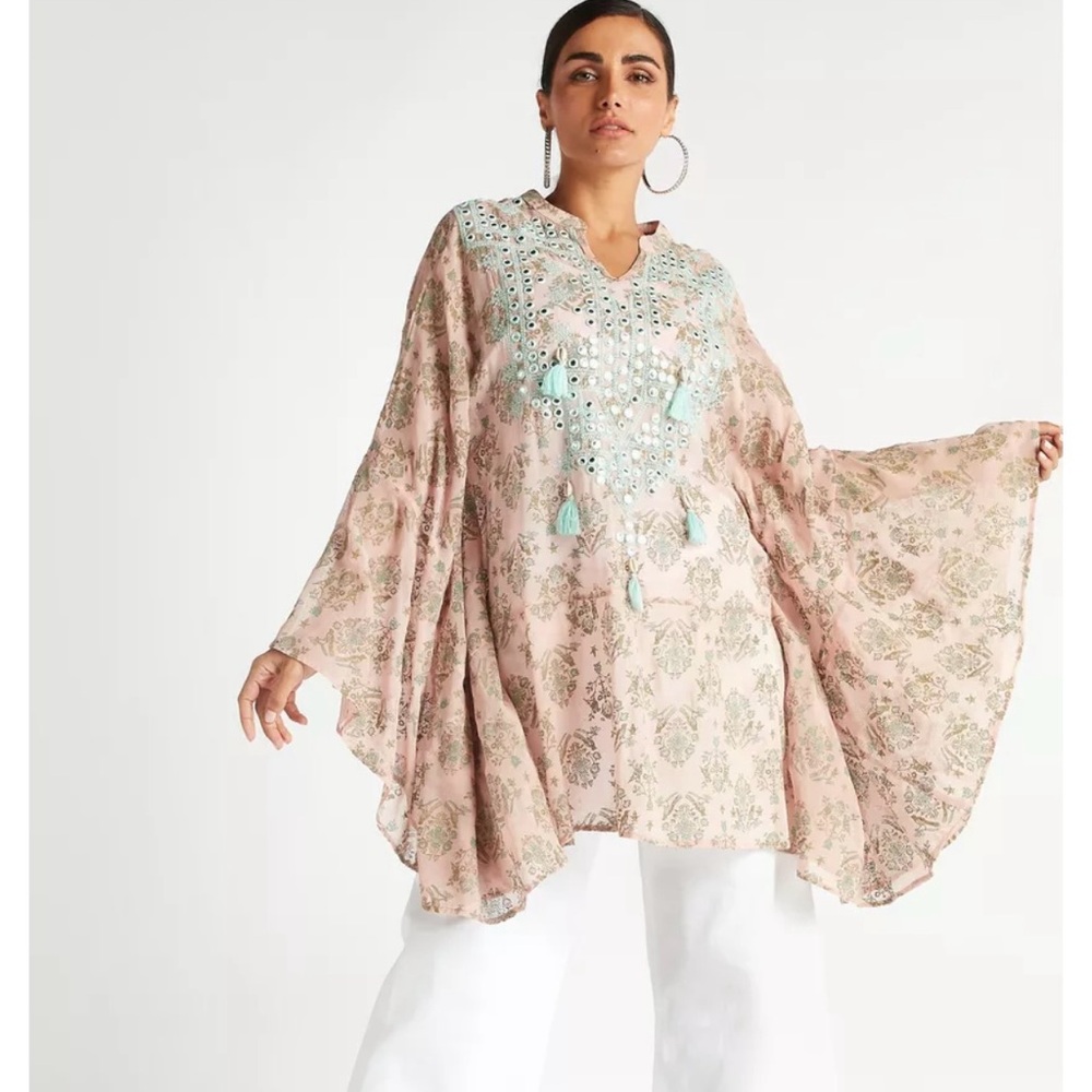 Splash V-neck Embellished Floral 
Tunic with Flared Sleeves Kaftan Top Size 18